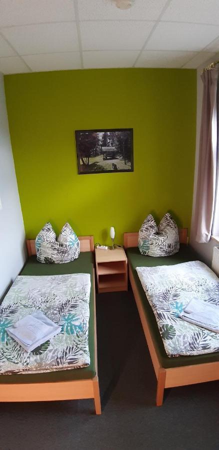 Gasthof Zum Alten Schulmeister Harra Extérieur photo