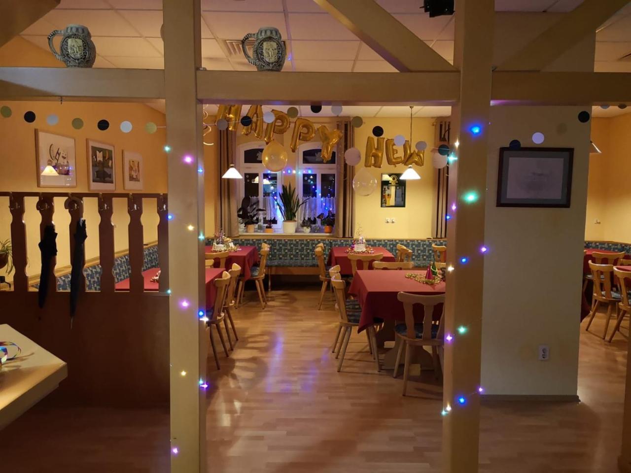 Gasthof Zum Alten Schulmeister Harra Extérieur photo