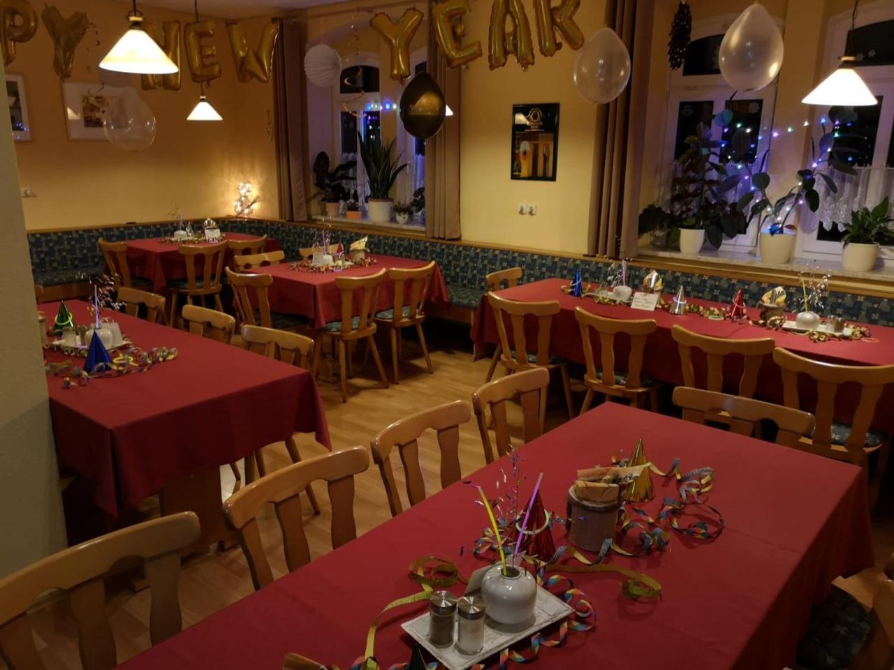 Gasthof Zum Alten Schulmeister Harra Extérieur photo
